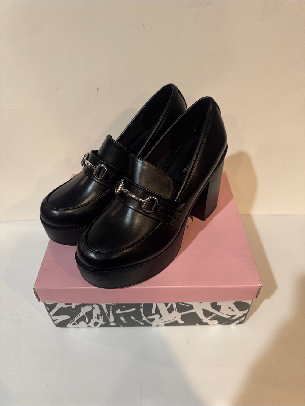 Soda Jarleen Heeled Shoes Loafers